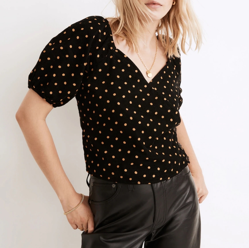 ☆ SOLD ☆ Madewell Corduroy Puff-Sleeve Wrap Top in Oval Dot - Picture 2 of 11